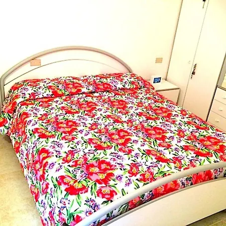 Apartment Villino 4 *